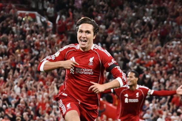  پایان دیدار نفس‌گیر در آنفیلد؛ لیورپول با پیروزی شروع کرد