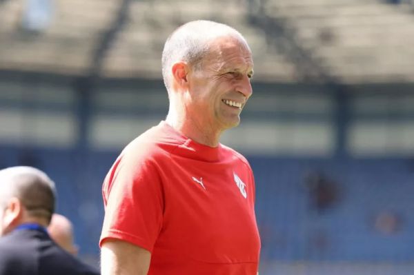  نظر آلگری درباره عملکرد میلان در نقل و انتقالات