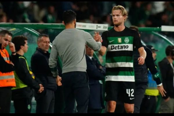 منچستریونایتد بین بالبا و هولمند؛ خط میانی همچنان دغدغه آموریم