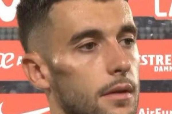  عکس؛ ورم کردن صورت دروازه‌بان بارسلونا پس از برخورد شدید