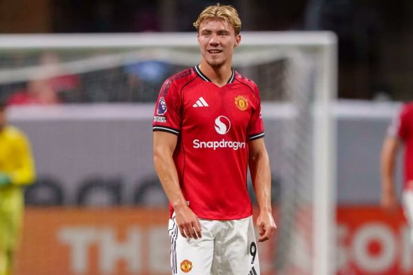  نام راسموس هویلوند از لیست منچستر یونایتد خط خورد