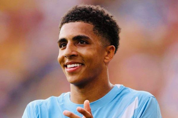 ستاره جوان منچسترسیتی در اتحاد ماندگار شد