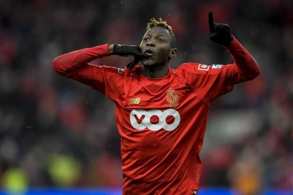 مشکل جنپوی آبیپوش برای رسیدن به تهران؛ تست پزشکی و دور بودن مالی