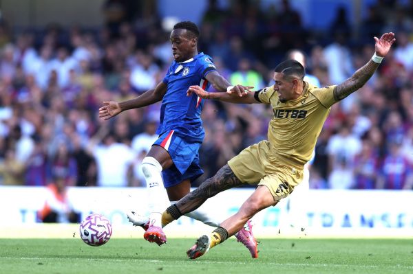 توقف قهرمان جهان در اولین گام فصل جدید