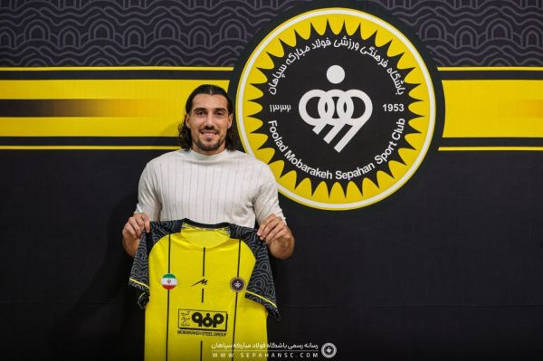  انزو کریولی به سپاهان پیوست