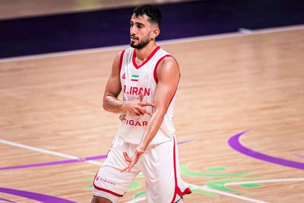 سینا واحدی در جمع تیم منتخب کاپ آسیا ۲۰۲۵ عربستان