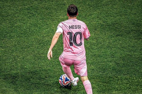 لیونل مسی رکورددار گلزنی از خارج محوطه