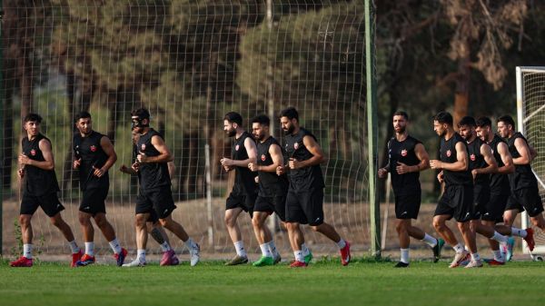 ادعای یک خبرگزاری شوک به پرسپولیس در آستانه نخستین بازی لیگ؛ برخی بازیکنان زیر بار اصلاح قراردادهایشان نمیروند