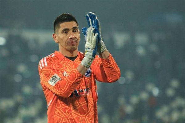 عدم توافق تراکتور و فولاد بر سر انتقال یوسوپوف