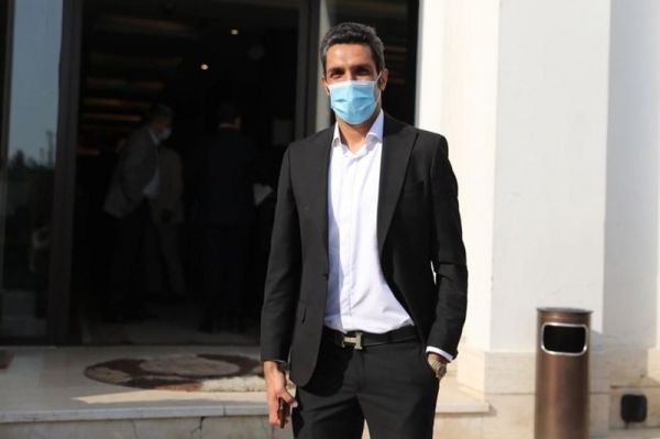  ادعای کلاهبرداری علیه سپهر حیدری  پیشکسوت فوتبال از کشور خارج شده است