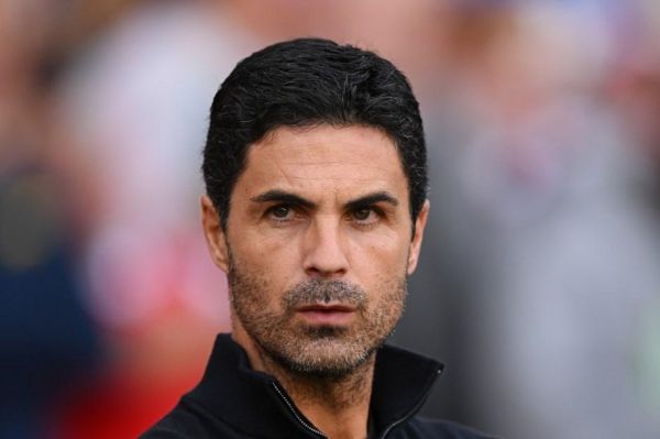  چراغ سبز آرتتا به جدایی مدافع تیمش با کنار گذاشتن او از لیست آرسنال