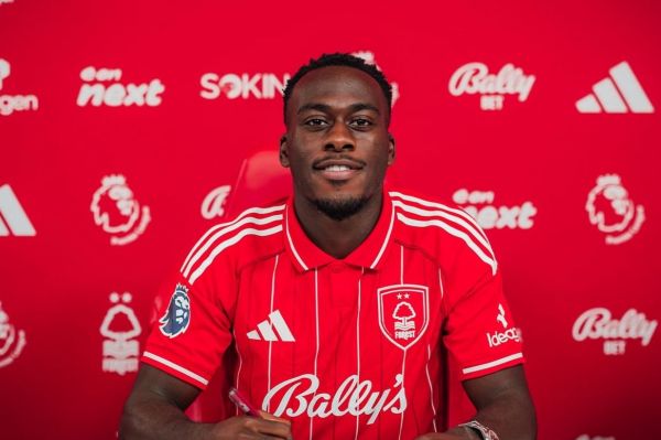  رسمی  ناتینگهام مهاجم اسبق پاری سن ژرمن را خرید