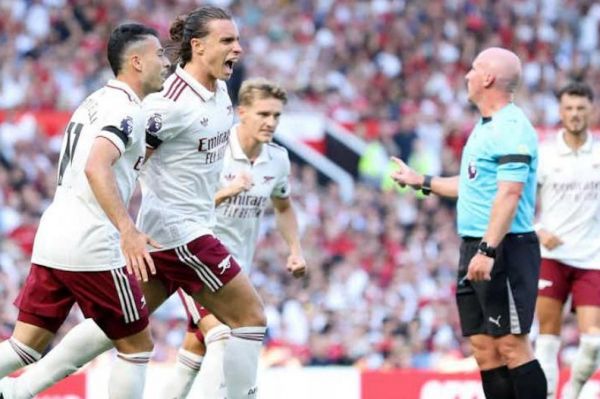  آرسنال یا نمی‌برد، یا خفیف و سخت می‌برد