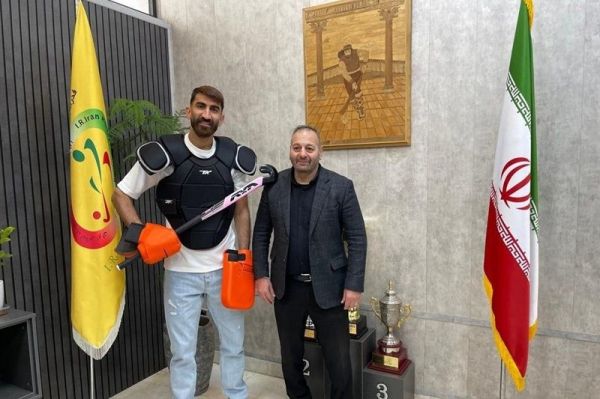  بیرانوند عضو افتخاری هیئت رئیسه فدراسیون و دروازه‌بان هاکی شد