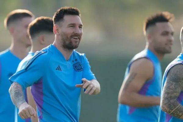  رونمایی از فهرست جدید تیم ملی آرژانتین با حضور مسی  عکس