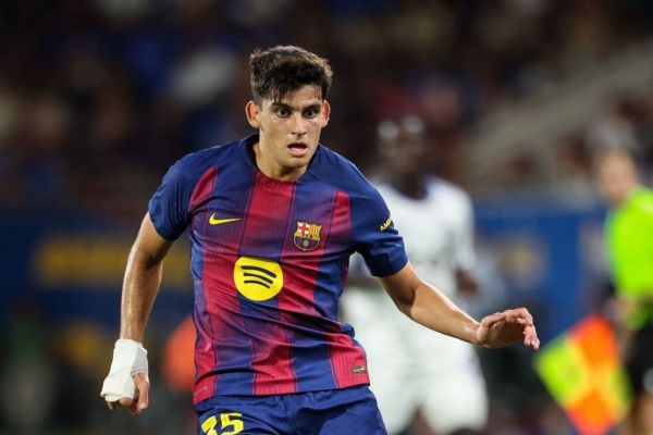 فلیک به دنبال ثبت نام یکی از بازیکنان بارسلونا