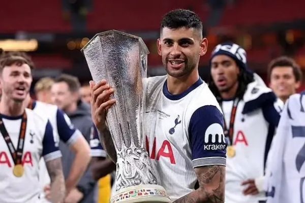  رسمی؛ ستاره آرژانتینی تاتنهام قراردادش را تمدید کرد