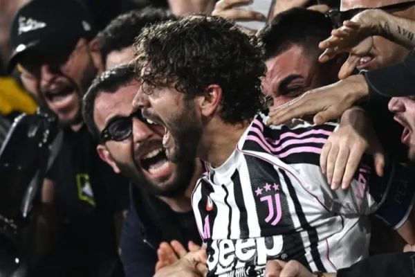 کاپیتان یوونتوس و رد کردن پیشنهاد قهرمان آسیا