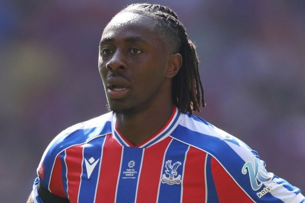  لیست خرید کریستال پالاس برای جانشینی ستاره انگلیسی خود