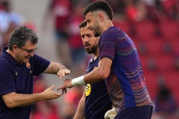  عکس؛ در رفتن انگشت خرید جدید بارسلونا پیش از بازی مقابل مایورکا