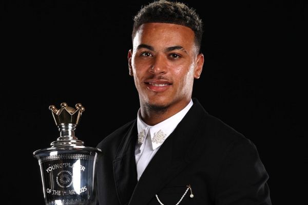  ستاره نوظهور استون ویلا بهترین بازیکن جوان فصل لیگ برتر انگلیس