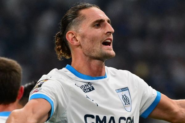  هافبک سابق یوونتوس به اینتر و میلان پیشنهاد شد