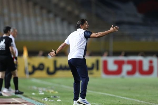  مورایس  به لحاظ تاکتیکی و فیزیکی برتر از تراکتور بودیم