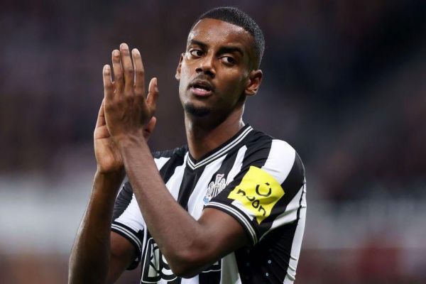 نیوکاسل راه خروج را بست؛ ایساک باید بماند