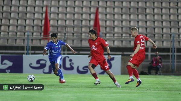  شکست مدافع عنوان قهرمانی در افتتاحیه؛ از تراکتور تا تراکتور