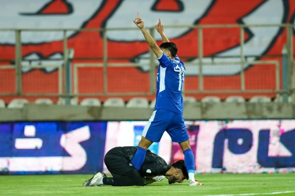 باشگاه استقلال مقابل تراکتور از داور متضرر شدیم