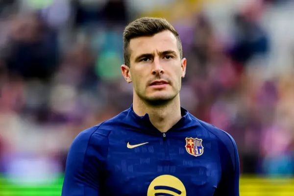  فابرگاس و مشخص کردن وضعیت دروازه‌بان بارسلونا