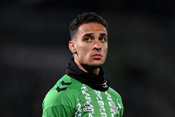  پافشاری وینگر برزیلی منچستریونایتد بر روی پیوستن به تیم اسپانیایی