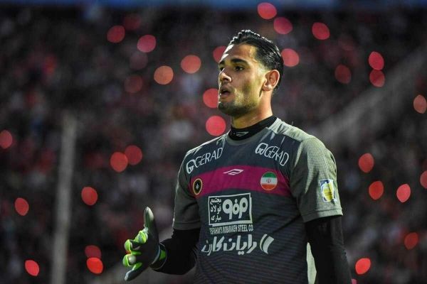  دروازه‌بان سپاهان جدا می‌شود