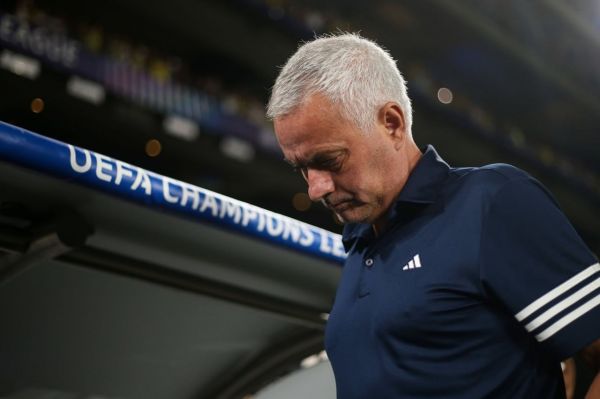  سخت شدن کار مورینیو برای صعود به لیگ قهرمانان اروپا