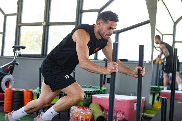 برگزاری نوبت نخست تمرین پرسپولیس در سالن