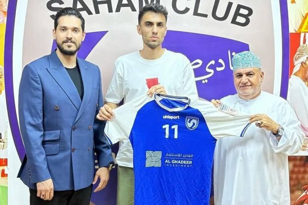  سینا زامهران به لیگ عمان رفت