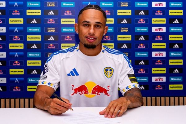  رسمی  مهاجم میلان راهی لیگ برتر شد