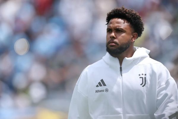  هافبک آمریکایی یوونتوس قصد جدایی ندارد