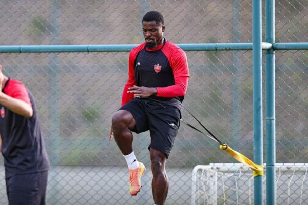  حکم فیفا درباره بیماری بازیکن پرسپولیس