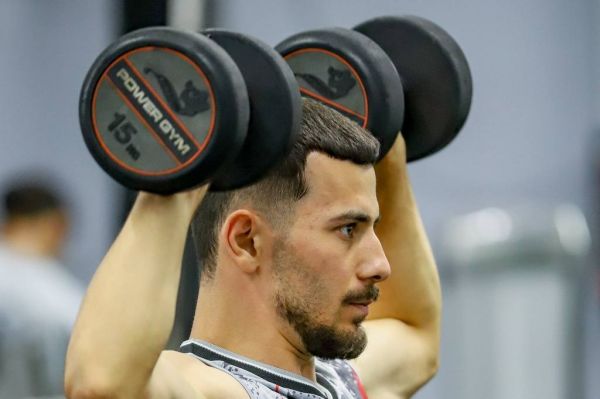  گزارش تصویری  تمرین نوبت صبح آلومینیوم در سالن بدنسازی