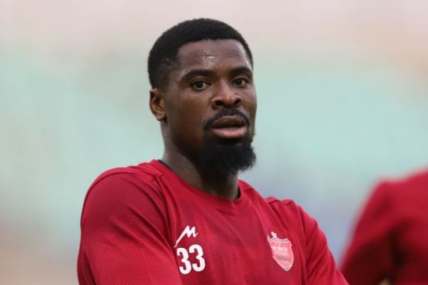  پزشک پرسپولیس  اوریه در تاتنهام و پاری‌سن‌ژرمن هم هپاتیت داشت  او قبل از تست پزشکی قرارداد بست