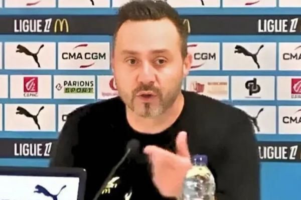  واکنش سرمربی مارسی به جنجال پیش آمده در تیمش