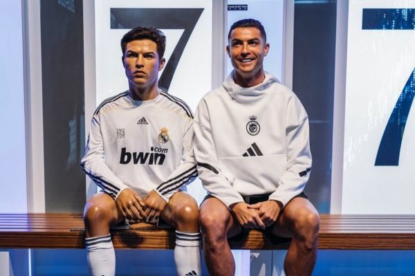  عکس؛ رونمایی از مجسمه رونالدو در هنگ کنگ