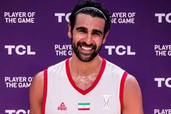 کاپیتان تیم ملی بسکتبال در استقلال