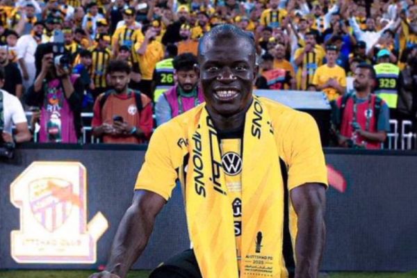 الماس فرانسوی از الاتحاد کنار گذاشته شد