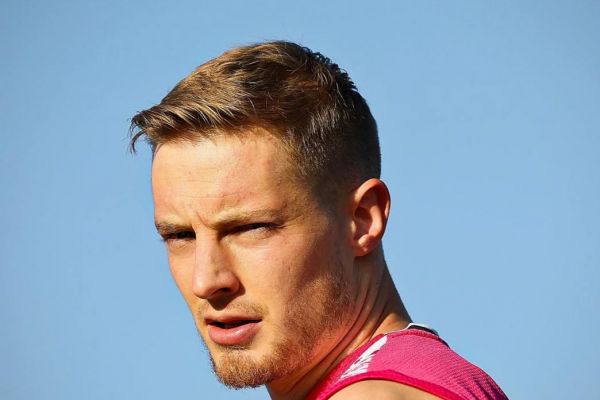  نارنجی، رنگ مورد علاقه خط آتش تراکتور