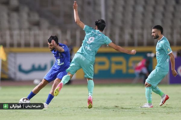 تداوم صدرنشینی خیبر با شکست آلومینیوم استقلال خوزستان در تهران نه میبرد و نه میبازد