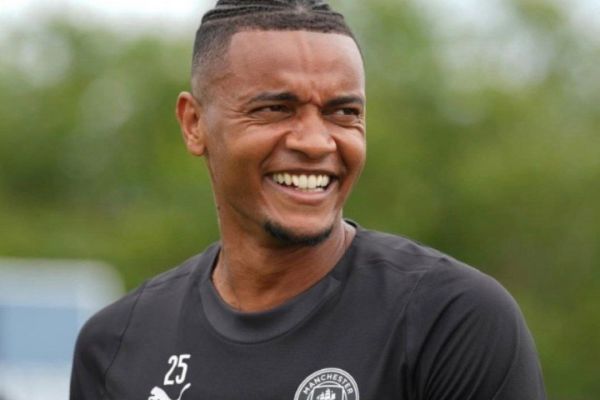  پیشنهاد ۱۷ ۲ میلیون یورویی کریستال پالاس برای مدافع منچسترسیتی