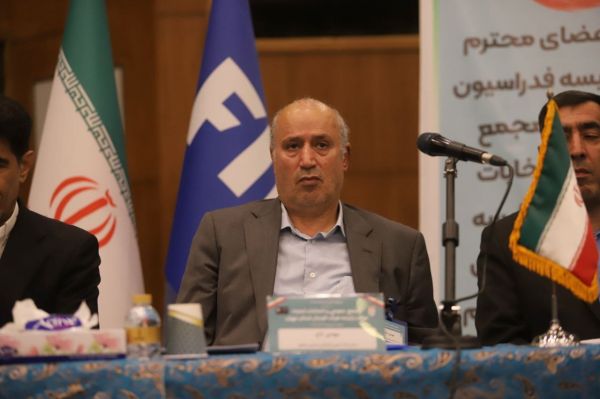  تاج  ورزشگاه تختی آماده شده است