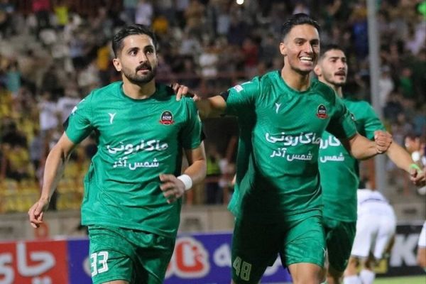  شمس‌آذر 4 - چادرملو 4  نمایش جنون‌آمیز در قزوین